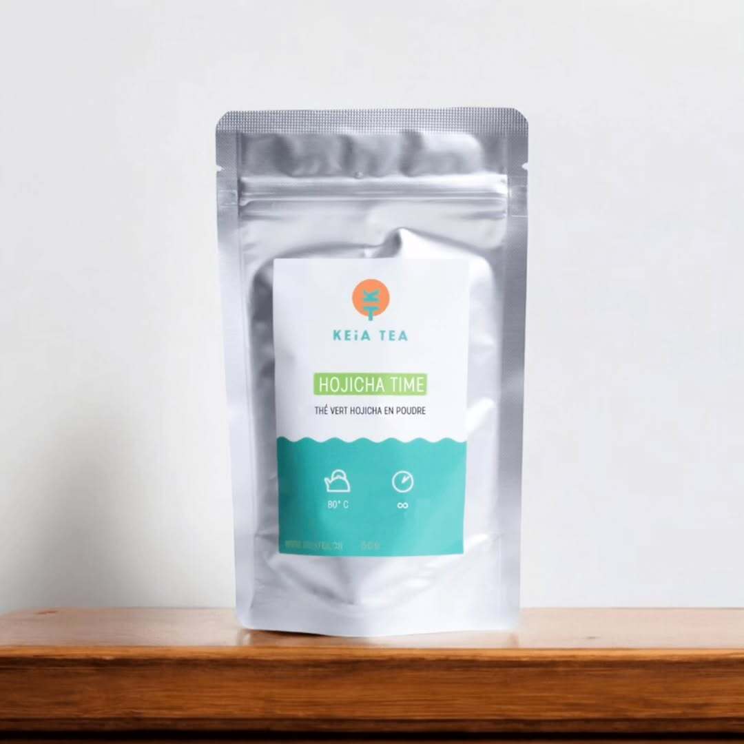 Sachet de thé artisanal, représentant la qualité et la tradition de notre sélection de thés en vrac suisses.