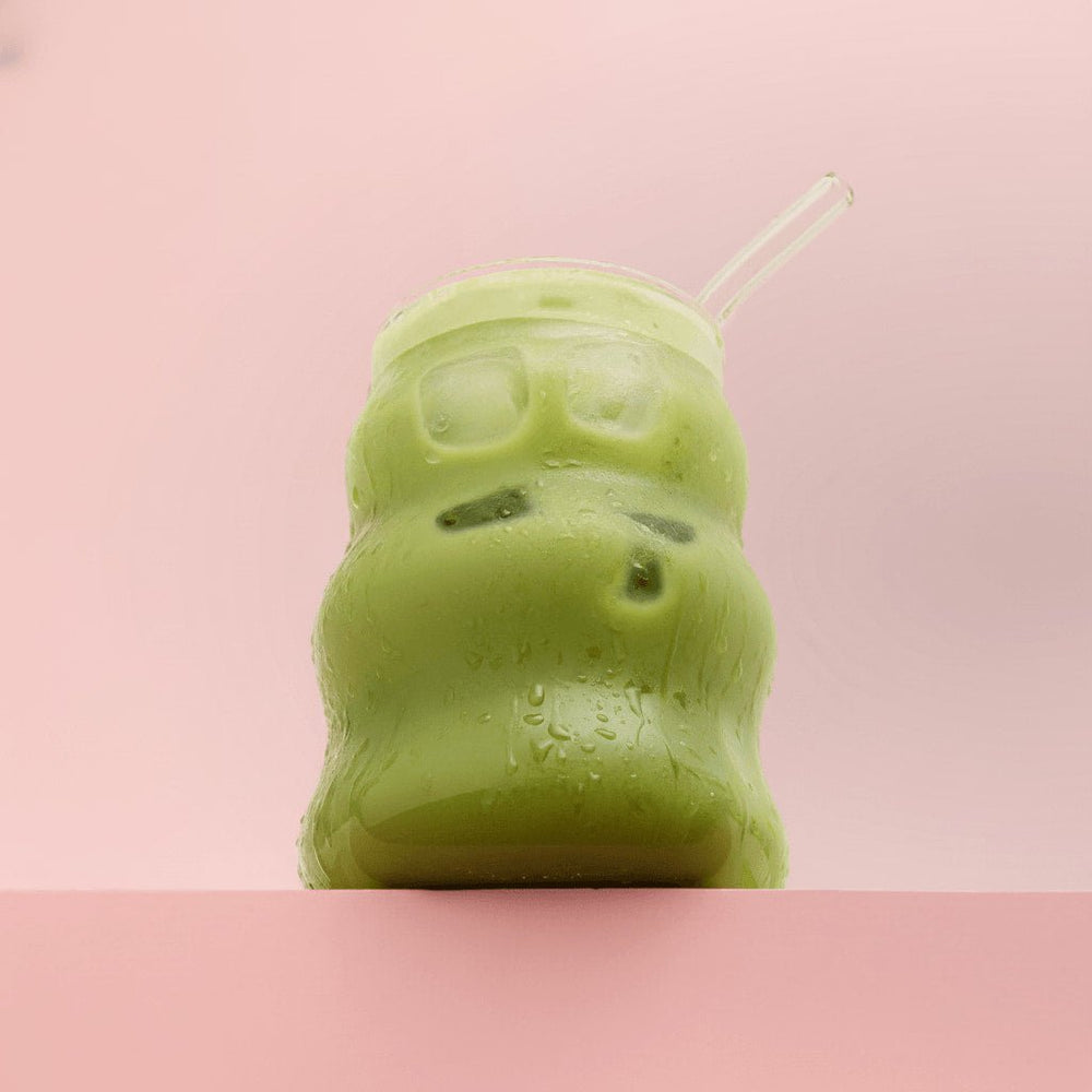 un délicieux verre de matcha latte japonais