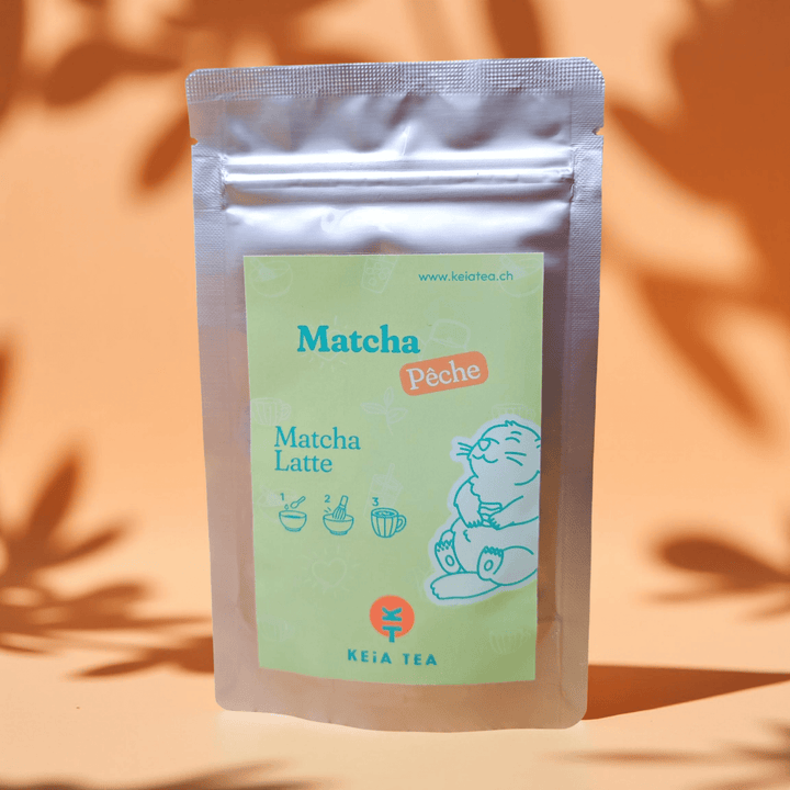 Matcha Latte à la pêche dans notre boutique de thé suisse
