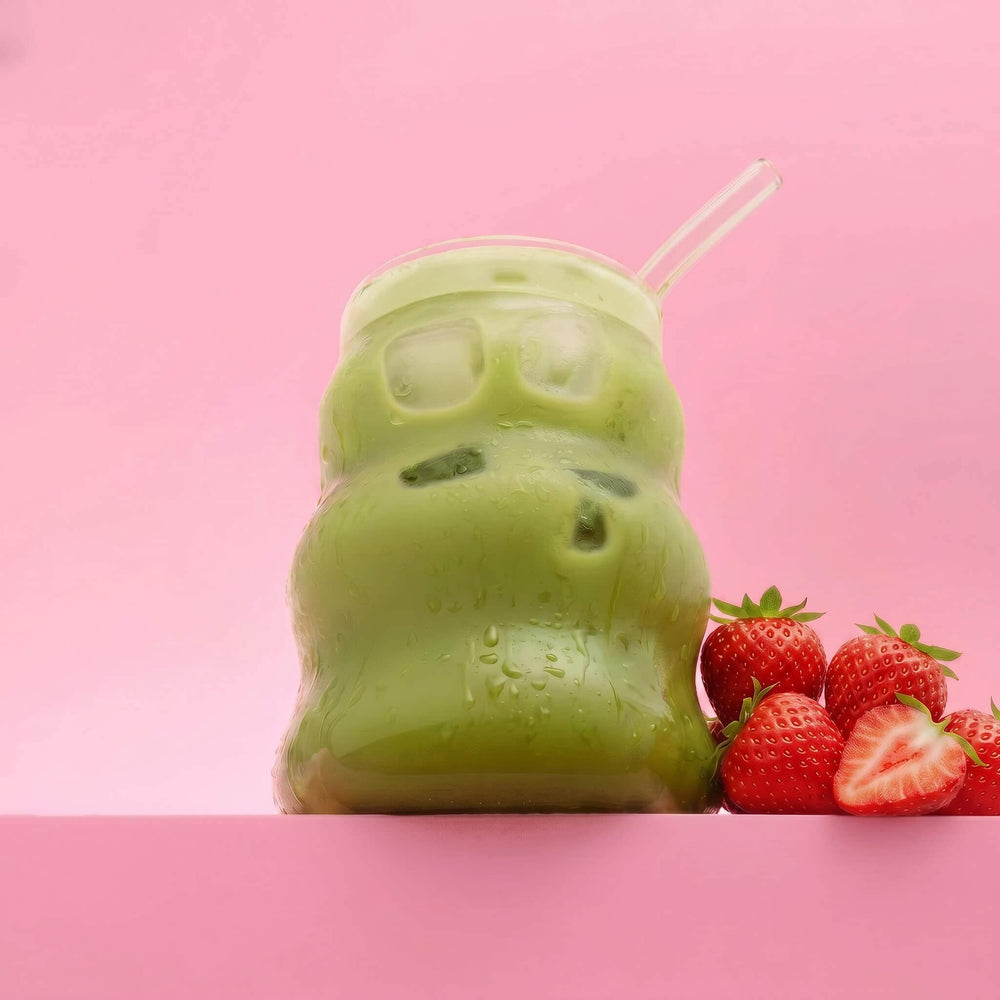 Un matcha latte fruité et délicieux à la maison