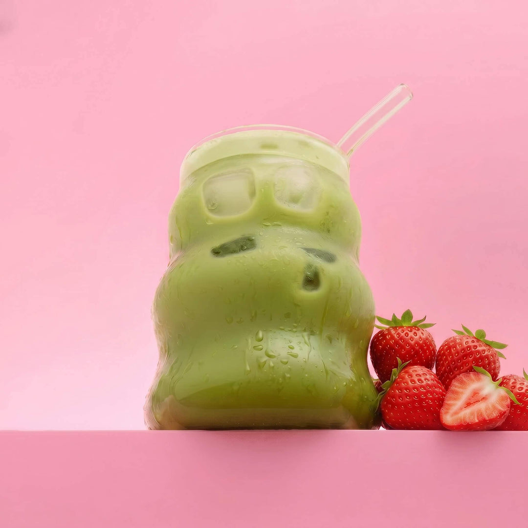 Un matcha latte fruité et délicieux à la maison