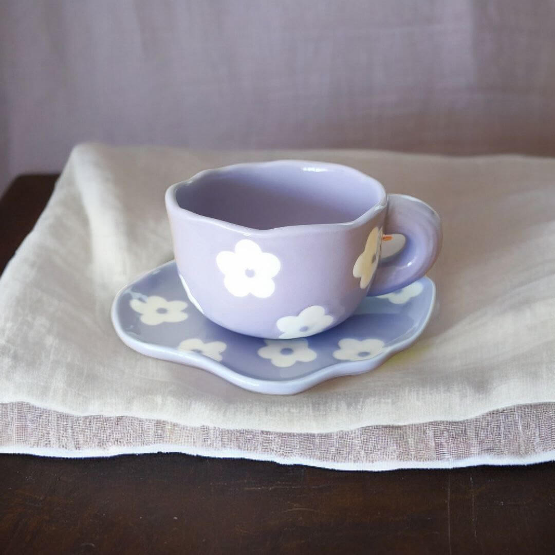 Tasse et soucoupe fleurs lila